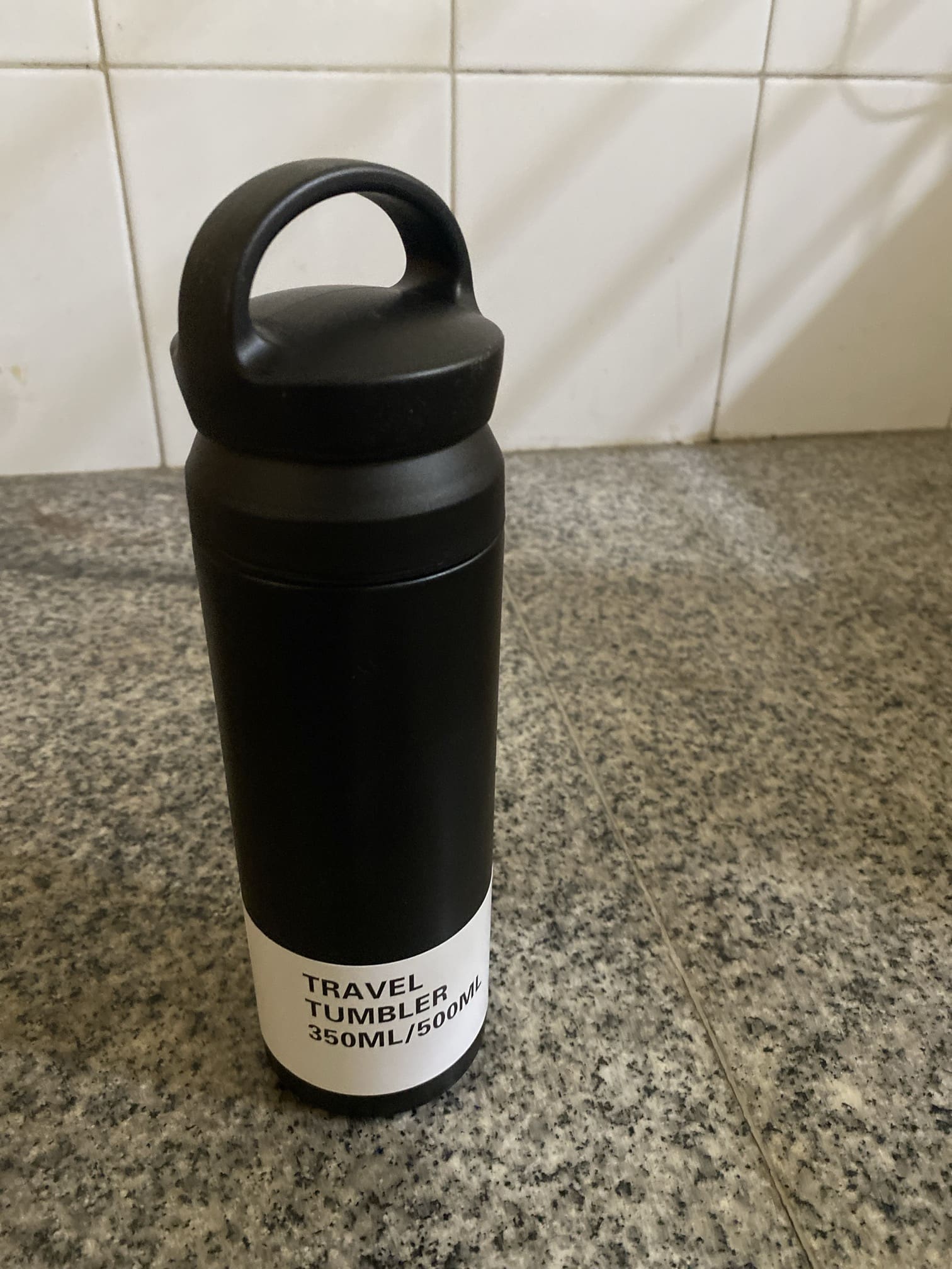 TUMBLER HOOK 500 ML : PRAKTIS DAN MODERN UNTUK SEHARI HARI photo review